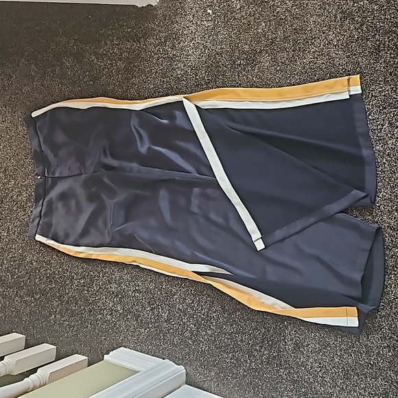 LUCY PARIS Silk Pant - Picture 3 of 3